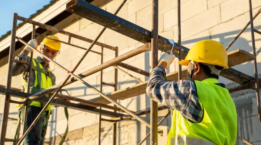 Professional gutter cleaning in Walters, OK